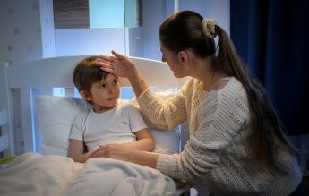 SUA: 252.000 de cazuri Covid la copii, într-o singură săptămână. Numere record de la începutul pandemiei