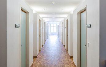 Căminele Universității din București vor caza studenții separat pe camere și etaje, în funcție de situația vaccinării fiecăruia