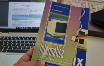 Senatorul Ștefan Pălărie, indignat de coperta unui manual de informatică: ”Monitor cu tub și o dischetă”