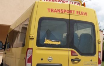 Digi 24: Șoferul unui autobuz școlar plin cu elevi, prins băut la volan