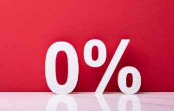 1124 de școli/grădinițe au 0% rată de vaccinare