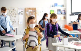 Germania: Rata infectărilor în rândul elevilor de 5-14 ani, dublă faţă de cea din populația generală
