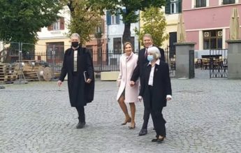 Dosar de cercetare, după ce președintele Iohannis a fost reclamat că a apărut fără mască