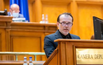 Florin Cîțu vrea modificarea Constituției: Vârsta minimă pentru votare să fie 16 ani