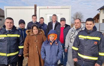 ISU Dâmbovița: Când i-a luat foc casa, un copil a avut grijă să-și salveze ghiozdanul de școală
