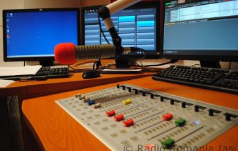 Postul public Radio Iași a publicat mesaje antivacciniste pe Facebook