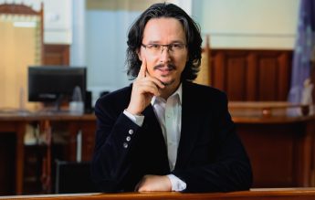 Judecătorul Cristi Danileț: Copilași de 12 ani împrăștie droguri prin școală