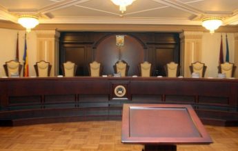Încălcarea dreptului la învățătură, printre cele 5 argumente din contestația USR față de Legea Bugetului