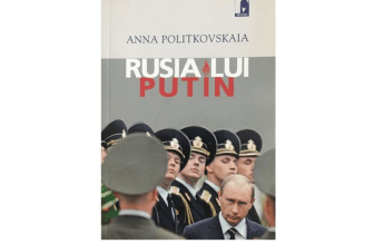 ”Rusia lui Putin”, cartea Annei Politkovskaia, extrem de căutată în librăriile din București. Pe internet, stocul este epuizat