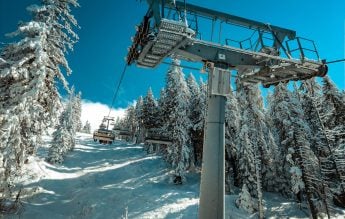 Petiție pentru reintroducerea vacanței din februarie, inițiată de Asociatia Transportatorilor pe Cablu