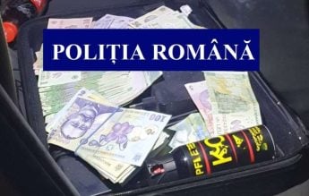 Giurgiu: Patru suspecți de furt calificat, prinşi cu tablete destinate școlilor în mașină