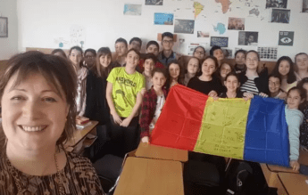 Cititul și scrisul dăunează grav prostiei! – Prof. Mirela Tanc, finalistă la Global Teacher Prize