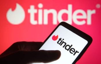 Franța: Tinerii sunt încurajați prin intermediul aplicației Tinder să meargă la vot