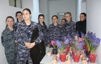 27 de elevi refugiaţi au sosit la Colegiul Militar din Breaza. Își vor continua studiile, online, cu profesori din Ucraina