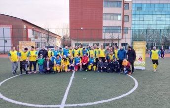 Meci caritabil între Naționala Artiștilor și Prietenii Școlii de fotbal Lucian Sănmărtean pentru sprijinirea refugiaților ucraineni