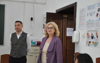 Director de Colegiu Național: Interzicerea meditațiilor cu elevii de la clasă e o reglementare necesară