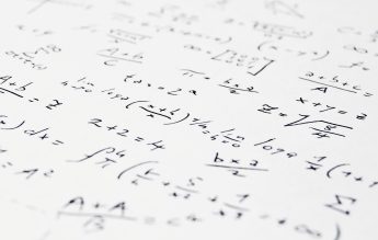 Un profesor de matematică din Focșani a descoperit o formulă pentru calculul sumei produselor tuturor numerelor până la un număr dat