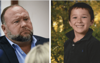 Conspiraționistul Alex Jones va plăti încă 45 de milioane de dolari părinților unui copil ucis la școala Sandy Hook