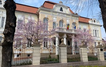 Universitatea Lucian Blaga din Sibiu cere maximum două mandate pentru rectori