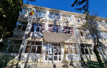 Profesor de religie, acuzat că ar fi sechestrat și agresat sexual o elevă