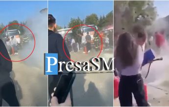 Elevă lovită de directorul unui liceu sub privirile nepăsătoare ale profesorilor și pompierilor