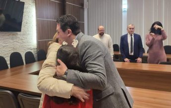 Botoșani: Mobilizare impresionantă în comunitatea didactică, pentru susținerea financiară a unui profesor cu probleme medicale