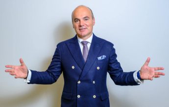 Rareș Bogdan propune un manual european din care copiii să învețe despre dezinformare