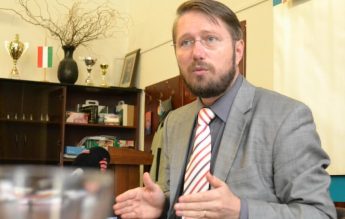 Deputatul care a înfruntat-o pe Diana Șoșoacă, în comisia UDMR pentru Legile educației