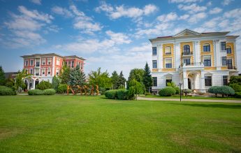 British School of Bucharest deschide programul de burse 2023-2024 ‘Broaden Your Horizons’
