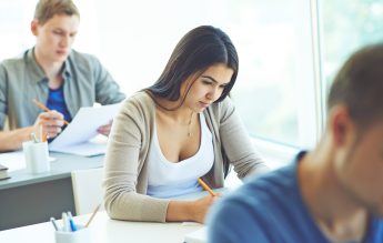 Ce ar implica Evaluarea Națională la 5 materii? FNP și CNE: Primul lucru care ne vine în minte – meditațiile