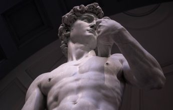 Părinți vs. Michelangelo. Invitație în Italia pentru elevii și părinții din Florida, ca să vadă capodopera „David”