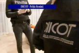 Percheziții în Bacău: liceeni suspectați că vindeau droguri elevilor
