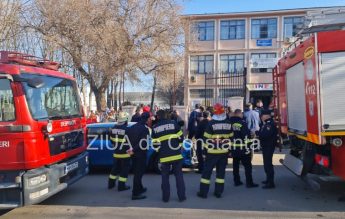 Incendiu la o școală din Constanța. Peste 700 de elevi şi profesori s-au autoevacuat