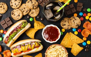 Fără reclame în prime time la alimente nesănătoase pentru copii, propune ministrul Alimentației din Germania