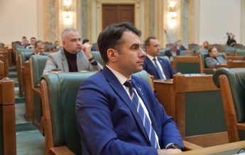 Ștefan Pălărie: Legea e măcelărită. Sunt sute de amendamente bune aruncate la gunoi