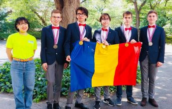 Locul 1 în Europa și locul 3 în lume pentru echipa României, la Olimpiada Internațională de Fizică