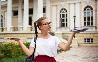 Chiar dispar tabletele din școlile din Suedia? Adevărul despre noua strategie educațională de la Stockholm
