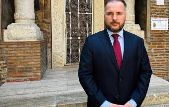 Sunteți de acord cu testarea antidrog la școală? Sondaj printre elevii și părinții din București, anunțat de prefect