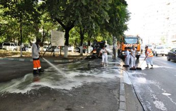 „Facem curățenie lună în jurul școlilor”, anunță Primăria Sectorului 2