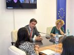 Copiii și adulții cu autism vor beneficia de terapii și consiliere decontate prin CNAS, de la 1 octombrie
