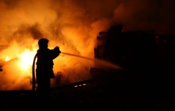 Incendiu la o școală din Botoșani, provocat de iubitul gelos al femeii de serviciu