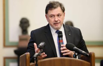 Rafila: Educația pentru sănătate ar putea fi predată de asistenți medicali cu studii superioare
