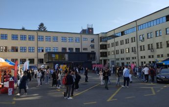 Rectorul ULBS, către studenţi: Nu vă limitaţi la vocabularul de pe TikTok și Instagram!