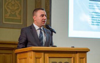 Newsweek: Teza de doctorat a ministrului Cercetării, respinsă de CNATDCU. Vasile Dîncu coordonase lucrarea