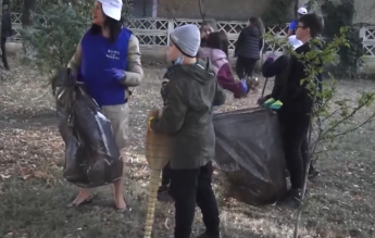 Modelul japonez de educaţie prin curăţenie, adoptat de o școală gimnazială din Buzău