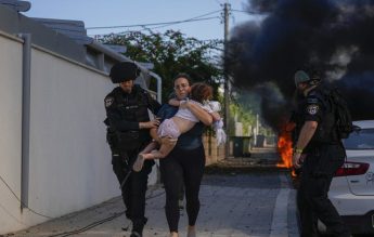 Israel închide toate școlile după un val de atacuri fără precedent din Fâșia Gaza