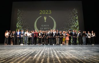 Elevi și profesori – premiați la la cea de-a doua ediție Gala Lumina pentru performanțe în educație, sport, cultură și pentru implicare socială