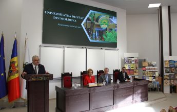 Familia Regală a României a donat sute de cărți Universităţii de Stat din Moldova
