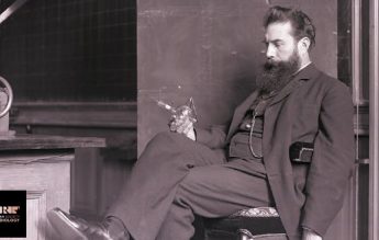 8 noiembrie 1895: Wilhelm Röntgen descoperă razele X. În 1865, fusese exmatriculat din liceu