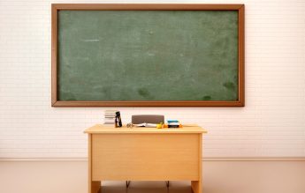 47,7% dintre elevi spun că nu au făcut anumite ore de curs în ultimul an, fără motiv întemeiat